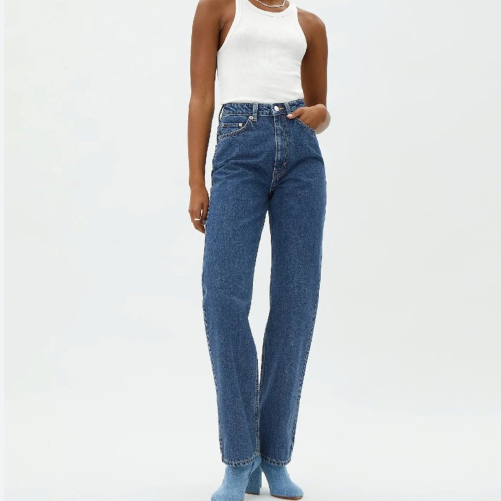 WEEKDAY ‘Rowe’ denim size 30 high waisted straight leg